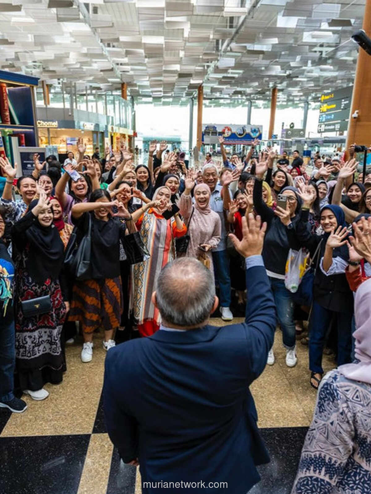 Suryopratomo Pamit dari Singapura, Unggah Momen Haru di Bandara Changi