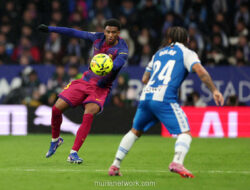 Barcelona Tumbangkan Espanyol Berkat Gol Telat di Derbi Catalan