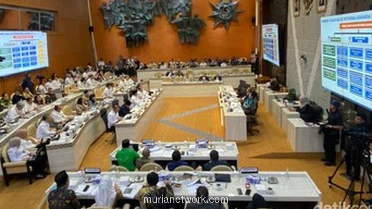 DPR Gelar Rapat Perdana Pansus Reforma Agraria, Bahas Nasib Ribuan Desa Tertinggal