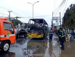 Bus Rute Lampung-Bekasi Hangus Terbakar di Jalan Diponegoro, Seluruh Penumpang Selamat