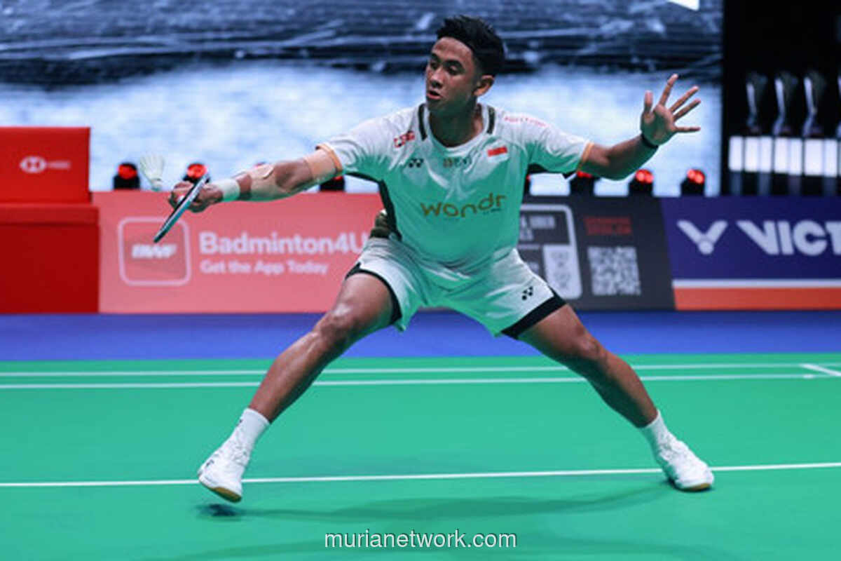 Alwi Farhan Hancurkan Ayush Shetty, Melaju ke 16 Besar Indonesia Masters 2026