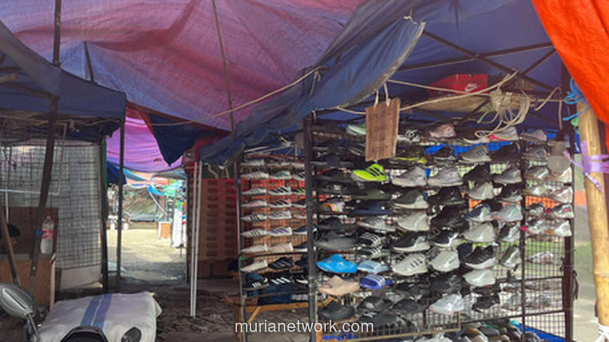 Empat Bulan Pasca-Kobaran, Pedagang Taman Puring Bertahan di Pinggir Jalan