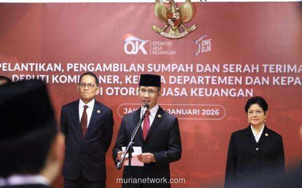 Guncangan di OJK: Ketua Dewan Komisioner Mundur Bersama Dua Pejabat Kunci