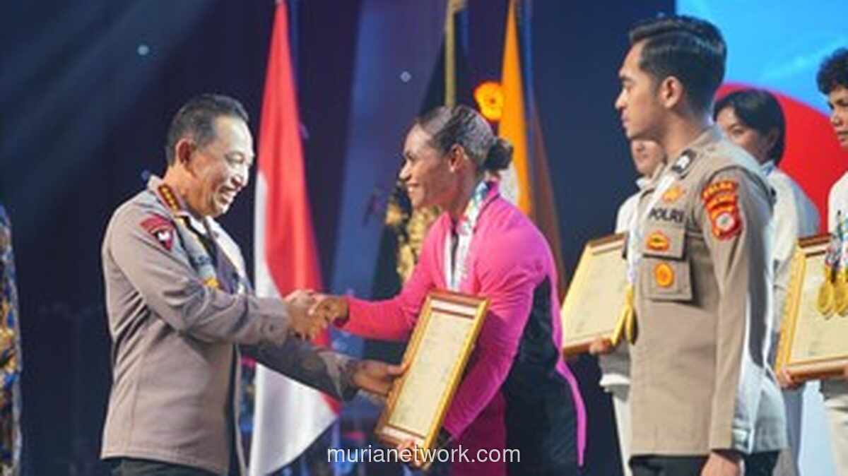 Kapolri Beri Penghargaan Langsung untuk Atlet SEA Games 2025 di Malam Penuh Keharuan