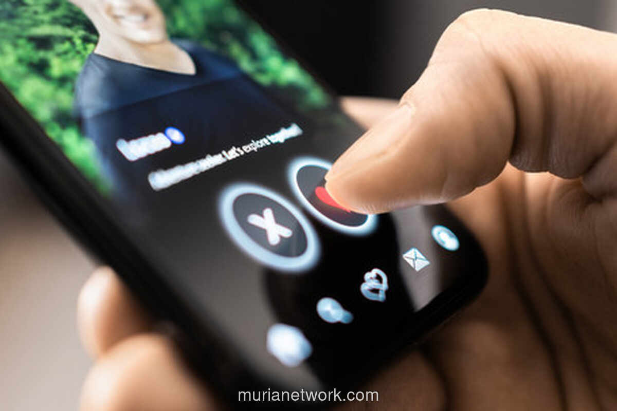 Menteri Meutya Bongkar Lubang Besar di Keamanan Digital: 50 Juta Korban Akibat Kartu SIM Abal-abal