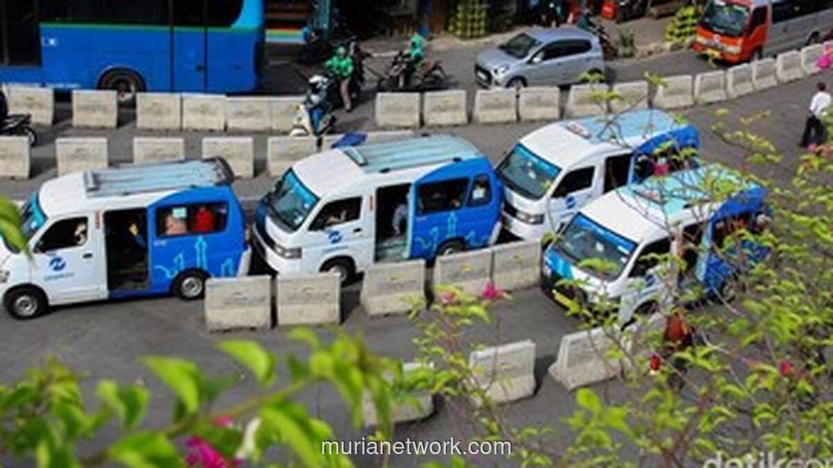 Sopir JakLingko Dipecat Usai Hina Penumpang dengan Ucapan Monyet