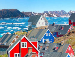 Greenland dan Tamagotchi: Ambisi Strategis Trump dan Kebangkitan Mainan Nostalgia