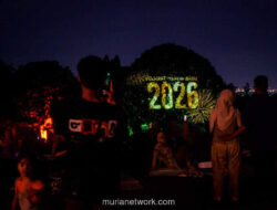 Pohon-Pohon Bercerita: Video Mapping Meriahkan Malam di Sesar Lembang