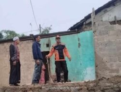 Hujan dan Angin Gila Porak-Porandakan Rumah Warga di Bogor