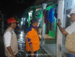 Banjir Setinggi Pinggang Rendam Tiga Desa di Probolinggo
