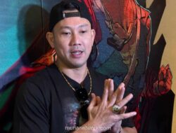 Tangis Reza Arap dan Pesan Singkat Denny Sumargo di Pemakaman Lula Lahfah