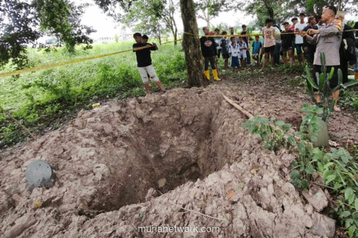 Makam Tujuh Tahun Terbongkar, Tengkorak Almarhum Raib di TPU Kampung Gardu