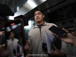 Menteri Dito Usai Diperiksa KPK, Kasus Kuota Haji Kian Panas