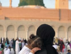 VOC, Arisan, hingga Gofood: Menakar Keluwesan Syariat dalam Transaksi Modern