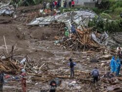 Longsor Cisarua: 23 Prajurit TNI Dikabarkan Hilang, Pencarian Terkendala Cuaca