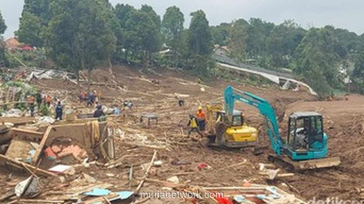 53 Korban Longsor Cisarua Dievakuasi, 27 Orang Masih Hilang