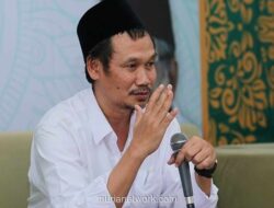 Gus Baha Sindir Kebiasaan NU Memaksakan Dalil yang Tak Jelas Juntrungnya