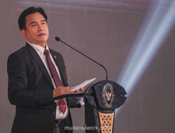 Yusril Soroti Kontradiksi Putusan MK Soal Jabatan Polisi Aktif