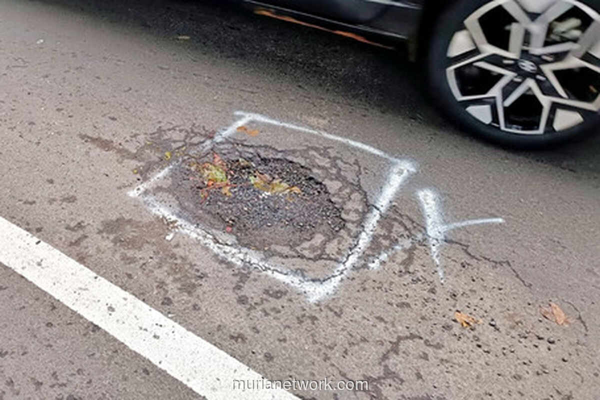 Pasar Minggu Dipenuhi Lubang, Pemprov Tunggu Hujan Reda untuk Perbaikan