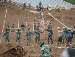 Menteri Tito Desak Percepat Relokasi Warga Pasirlangu, Kawasan Rawan Longsor