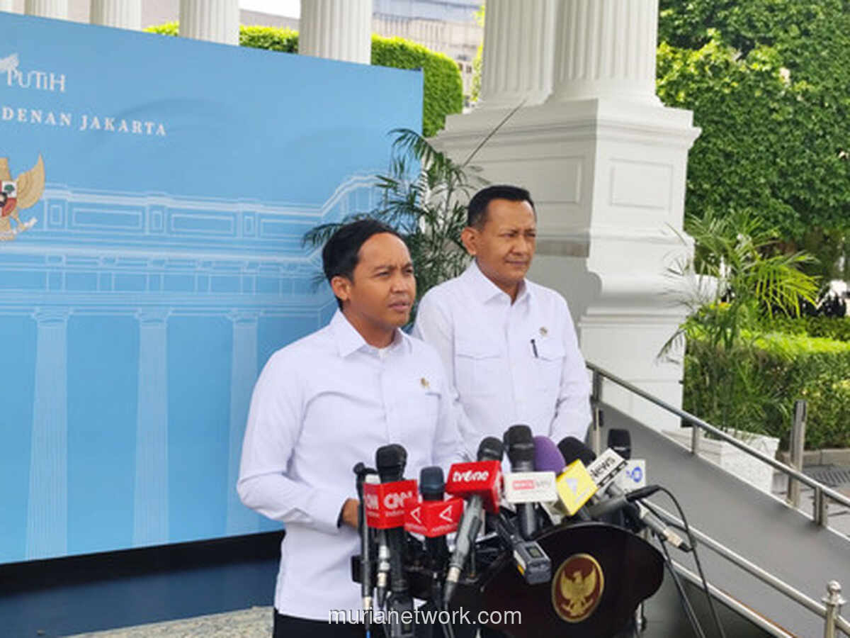 Menteri Kehutanan Bekuk Akses Kayu Hutan Usai Banjir Besar Sumatera