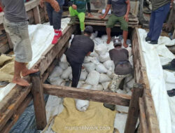 Gagalkan Penyelundupan Timah 25 Ton, KRI Todak Amankan Kapal di Selat Bangka