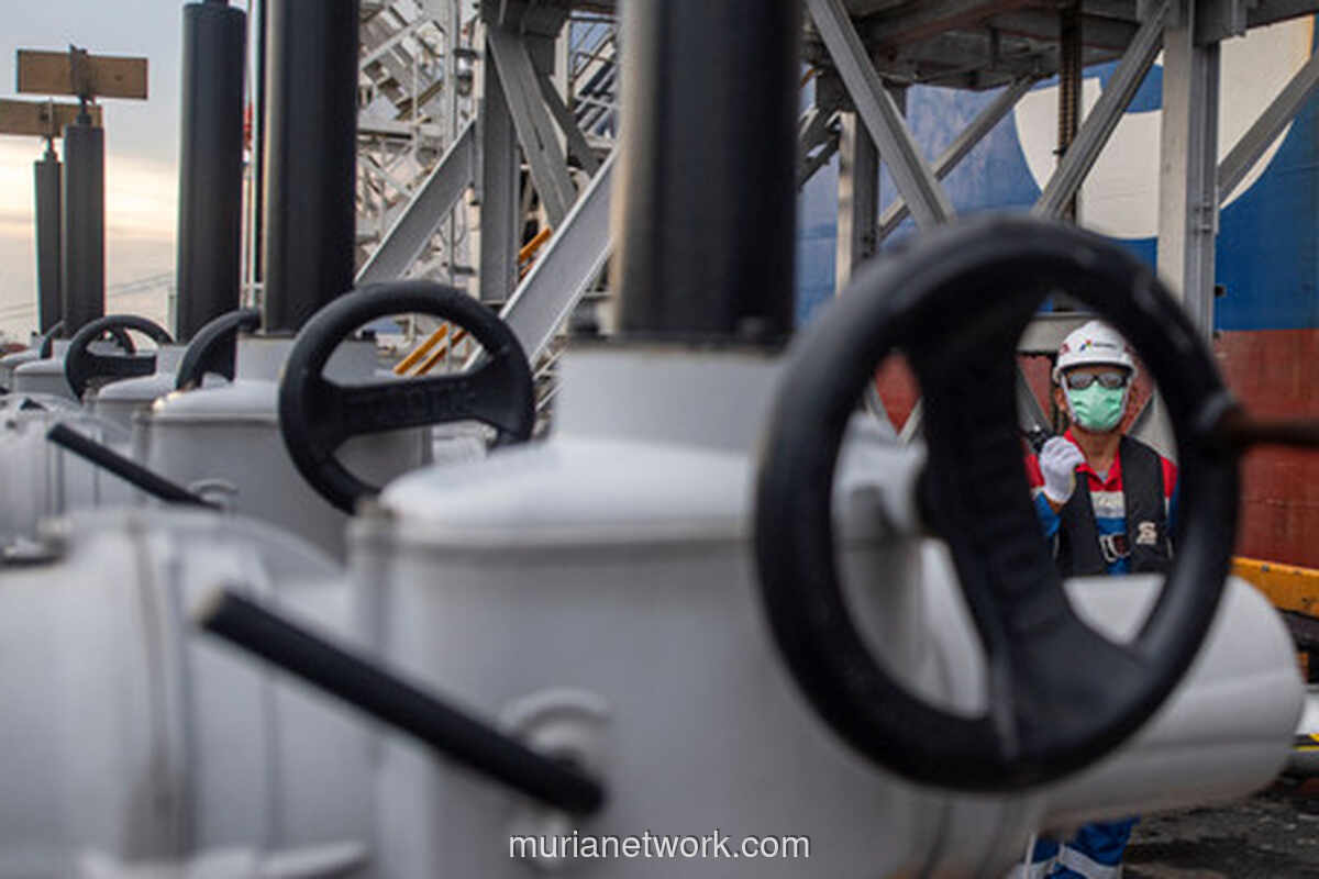 Lifting Minyak Tembus Target, Gas Bumi Masih Terseok