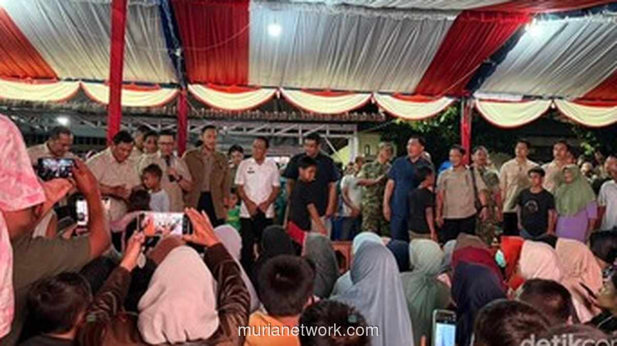 Prabowo Sambut 2026 di Tengah Warga Batang Toru, Nyanyikan Lagu Kebangsaan dan Peluk Anak-anak