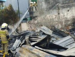 Bedeng di Grogol Petamburan Ludes Dilahap Api, Pekerja Selamat Usai Terbangun oleh Hawa Panas