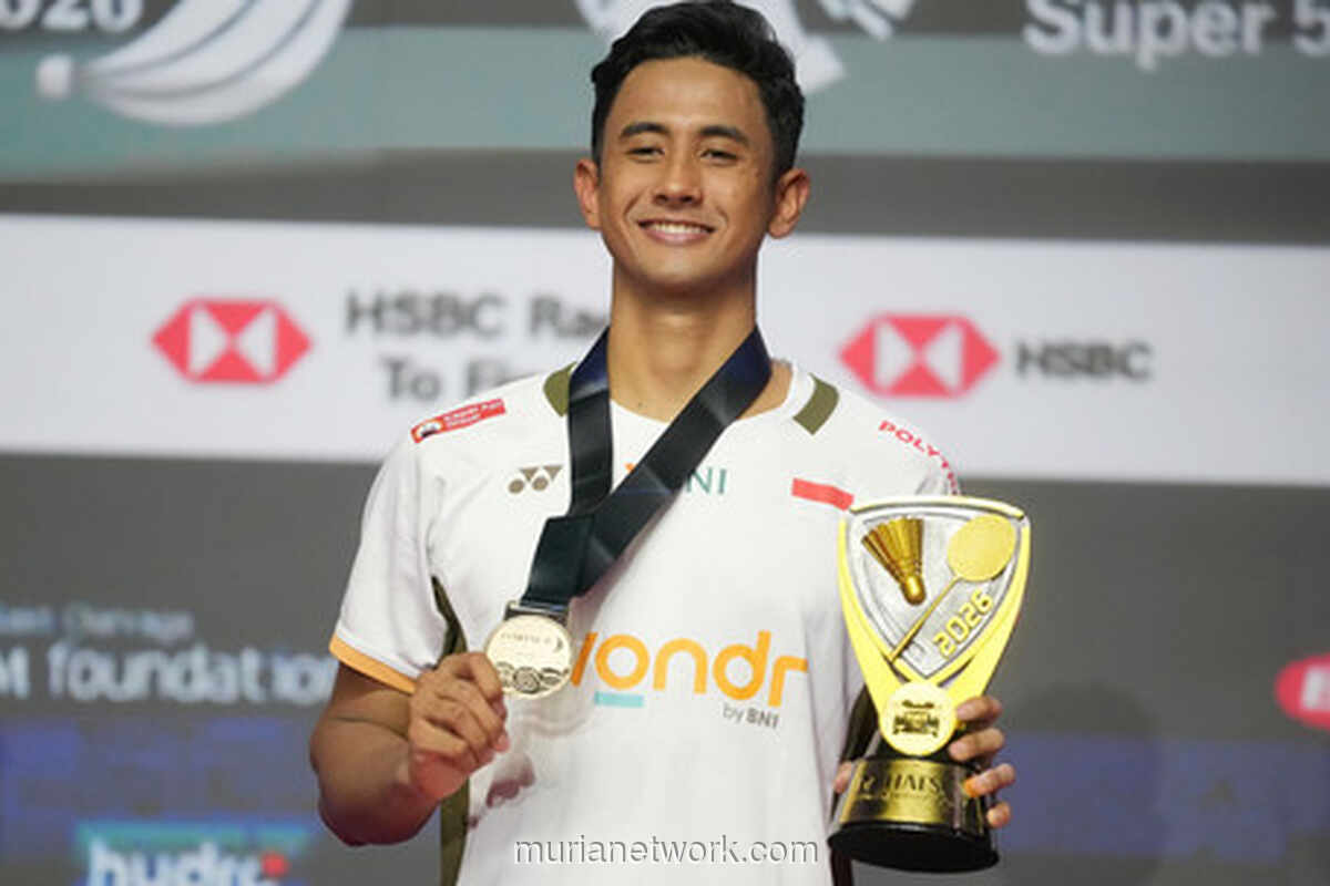 Alwi Farhan Hancurkan Lawan, Ukir Sejarah di Istora Senayan