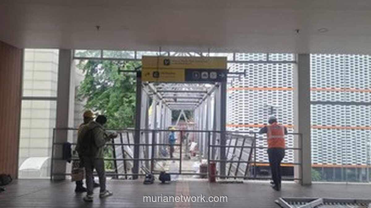 Warga Sarinah Sambut JPO Baru, Tuntut Fasilitas Tak Sekadar Slogan