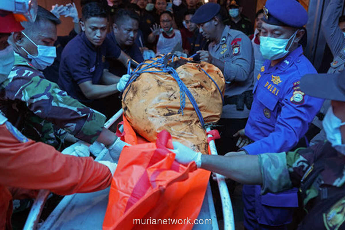 Jenazah Korban Kecelakaan Gunung Bulusaraung Akhirnya Dievakuasi