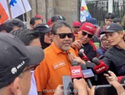 Buruh Tuntut UMP DKI Rp 5,89 Juta, Ancam Nombok Jika Tak Direvisi