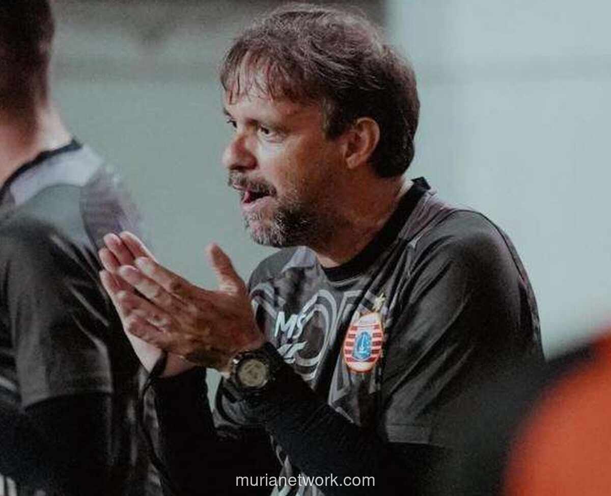 Herdman Blusukan ke Klub, Pelatih Persija Anggap Angin Segar