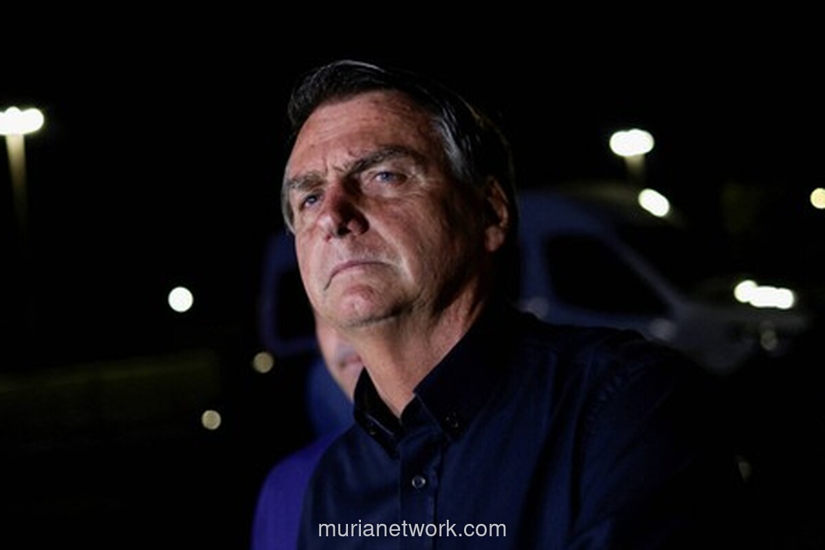 Bolsonaro Terjatuh di Balik Jeruji, Dilarikan ke Rumah Sakit