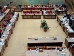 Pascabencana Sumatera, Sekolah Berjalan dengan Sistem Darurat