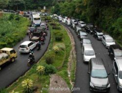 Arus Balik Libur Padati Gerbang Tol Jakarta, 157 Ribu Kendaraan Kembali dalam Sehari