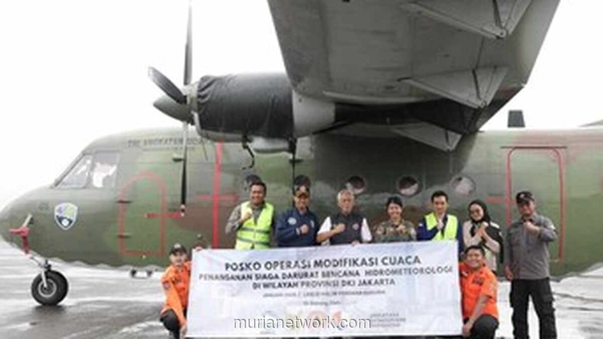 Garam Ditabur dari Langit, Jakarta Berharap Banjir Tak Meluap