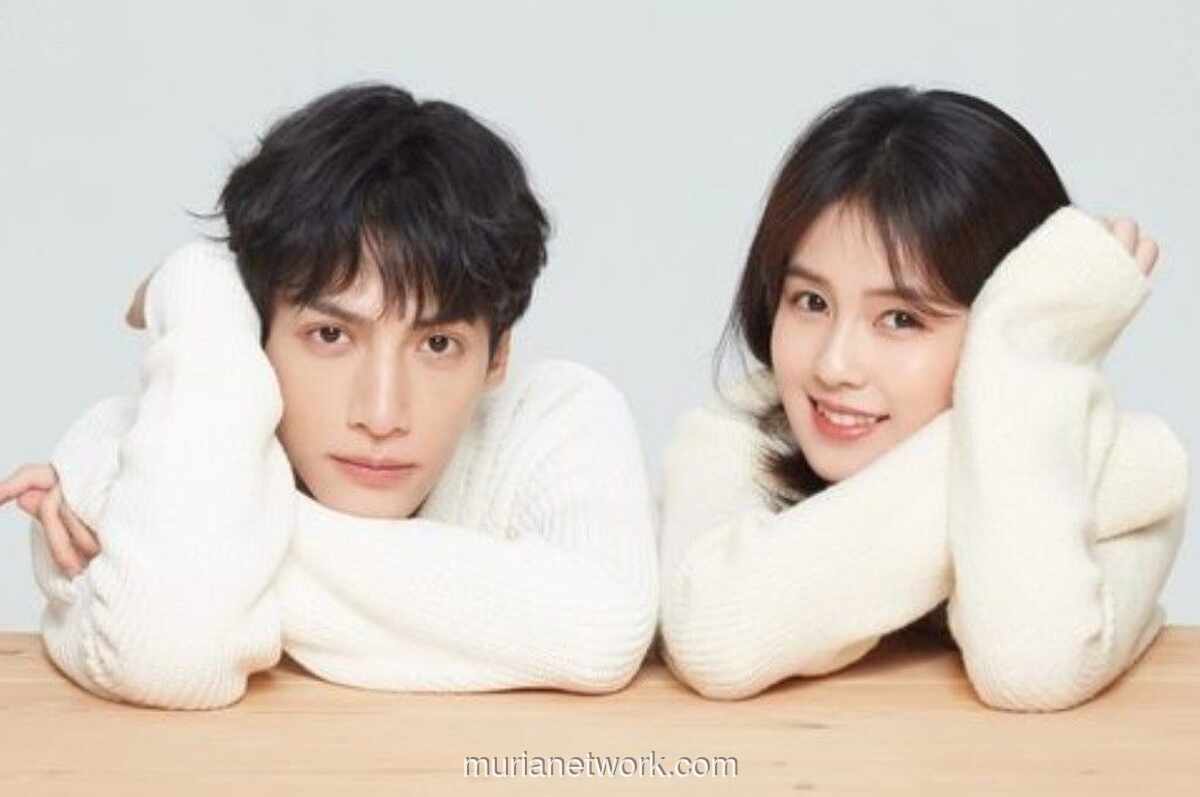 Cinta dan Rivalitas Berkecambah di Balik Meja Rapat