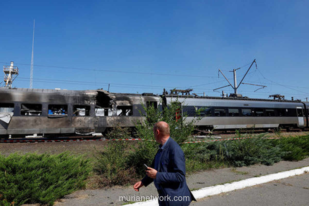 Gerbong Penuh Penumpang Diserang, Ukraina Kecam Rusia Lakukan Teror di Rel Kereta