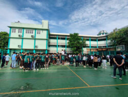 Sekolah Ketiga: Saat Topeng Sosial Mulai Terasa Berat