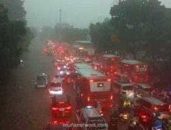 Cawang Tenggelam Lagi, Macet Parah Landa Arus Pulang Kerja