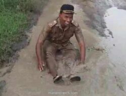 Kades Sragen Mandi Lumpur di Jalan Rusak, Protes yang Akhirnya Didengar