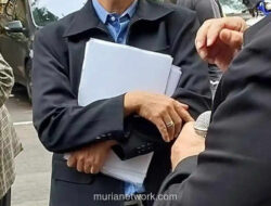 Roy Suryo Tampil Mewah di Polda, Polemik Ijazah Jokowi Kembali Menghangat