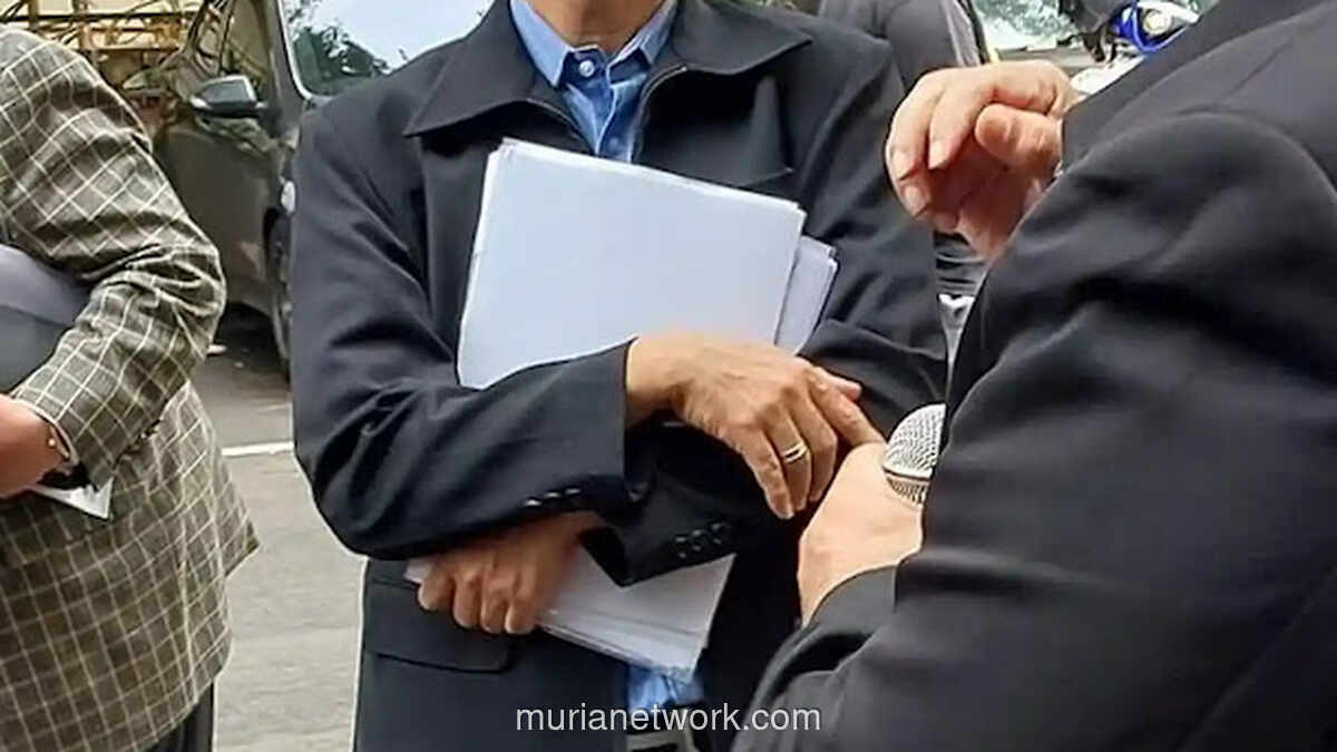 Roy Suryo Tampil Mewah di Polda, Polemik Ijazah Jokowi Kembali Menghangat