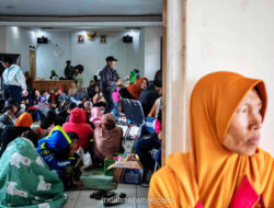 Bima Arya Tinjau Longsor Cisarua, Janjikan Hunian Sementara untuk Korban