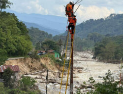 68 Desa di Aceh Masih Gelap, Tim PLN Terobos Medan Terisolir Pascabencana