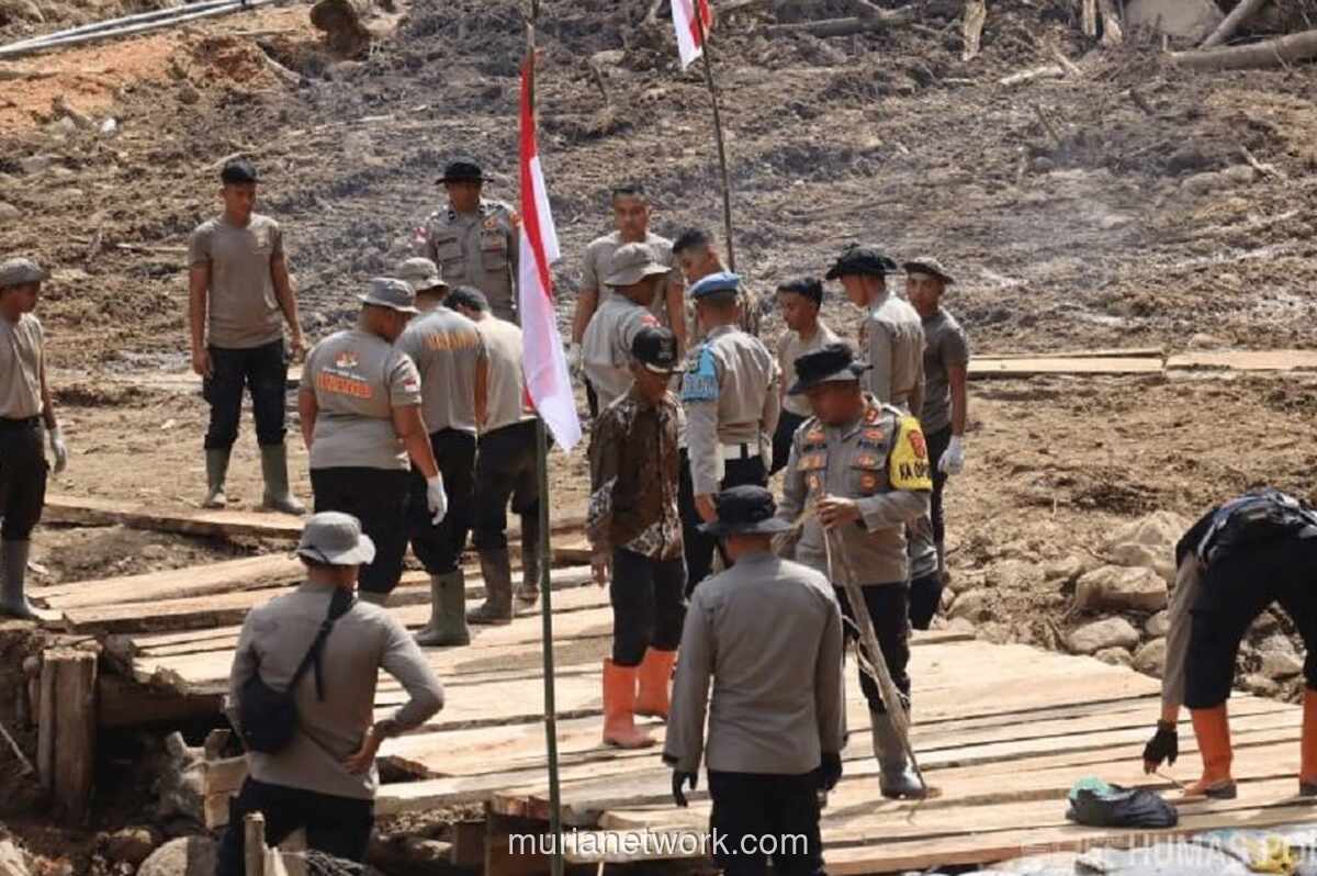 Jembatan Darurat Polisi Pulihkan Denyut Ekonomi Kampung Setie