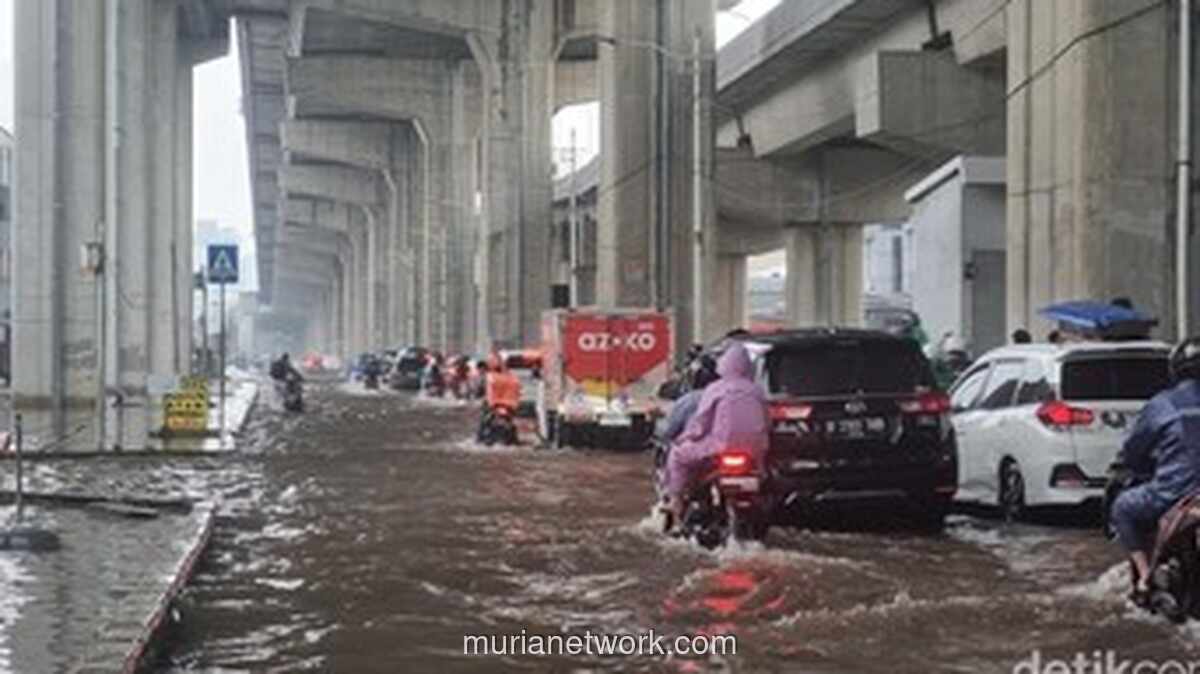Hujan Ekstrem di Jakarta Utara, Ratusan Warga Terpaksa Mengungsi
