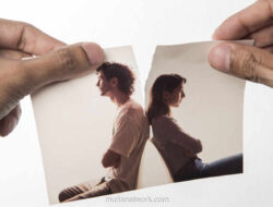 Chat Mesra di Medsos: Kapan Bisa Jadi Alasan Sah untuk Bercerai?